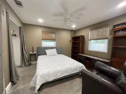 8002 48th Avenue N St Petersburg FL 33709