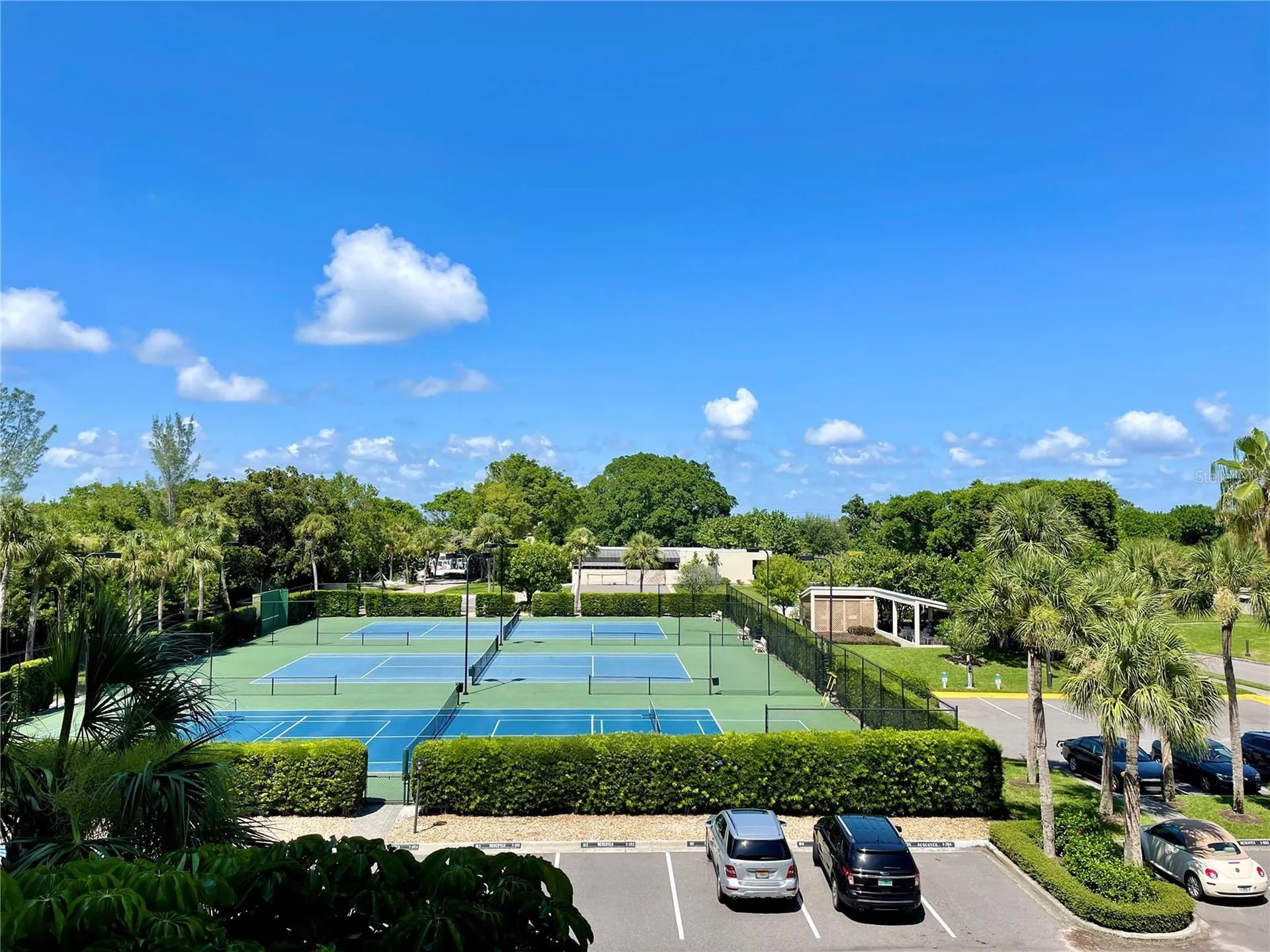 1135 Gulf Of Mexico Drive Longboat Key FL 34228