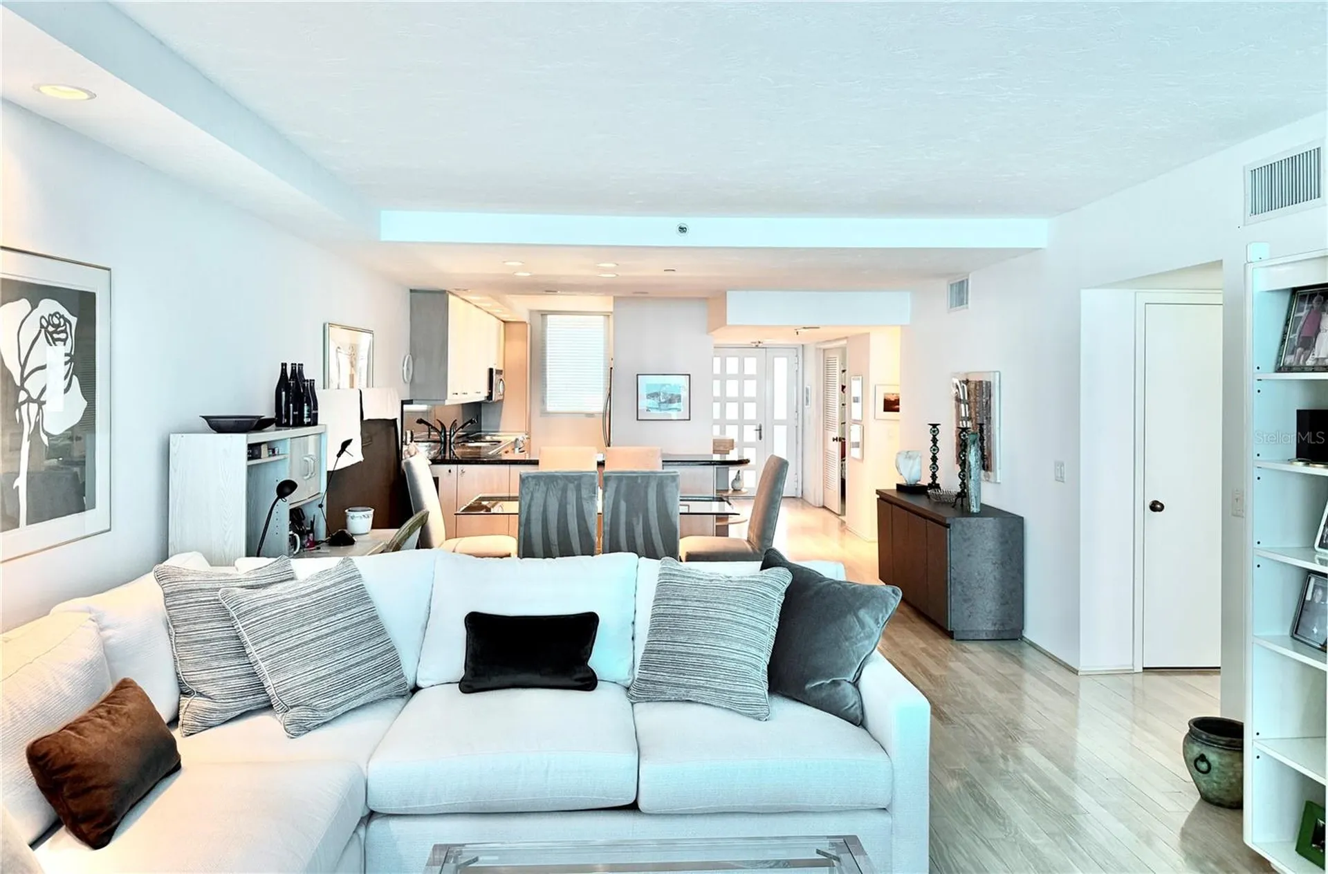 1135 Gulf Of Mexico Drive Longboat Key FL 34228