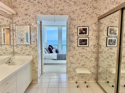 1135 Gulf Of Mexico Drive Longboat Key FL 34228