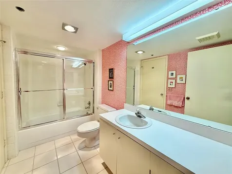 1135 Gulf Of Mexico Drive Longboat Key FL 34228