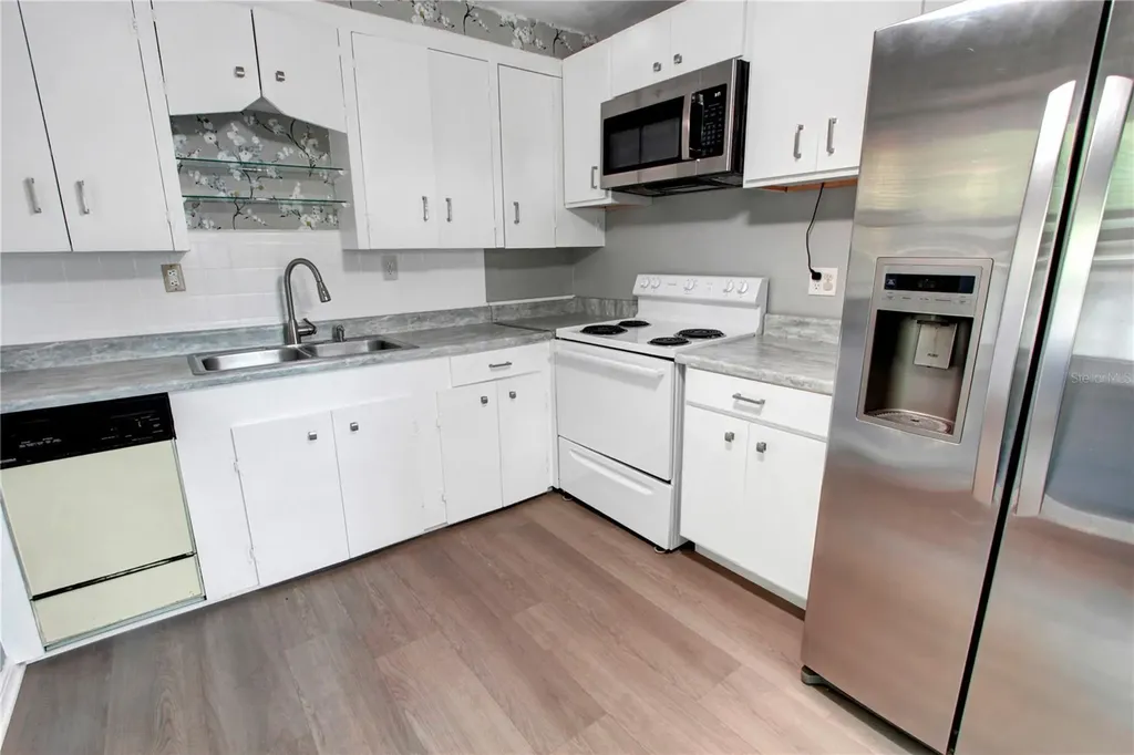 1308 Mariva Avenue Leesburg FL 34748