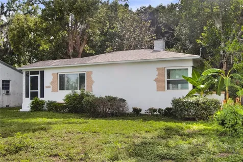 1308 Mariva Avenue Leesburg FL 34748