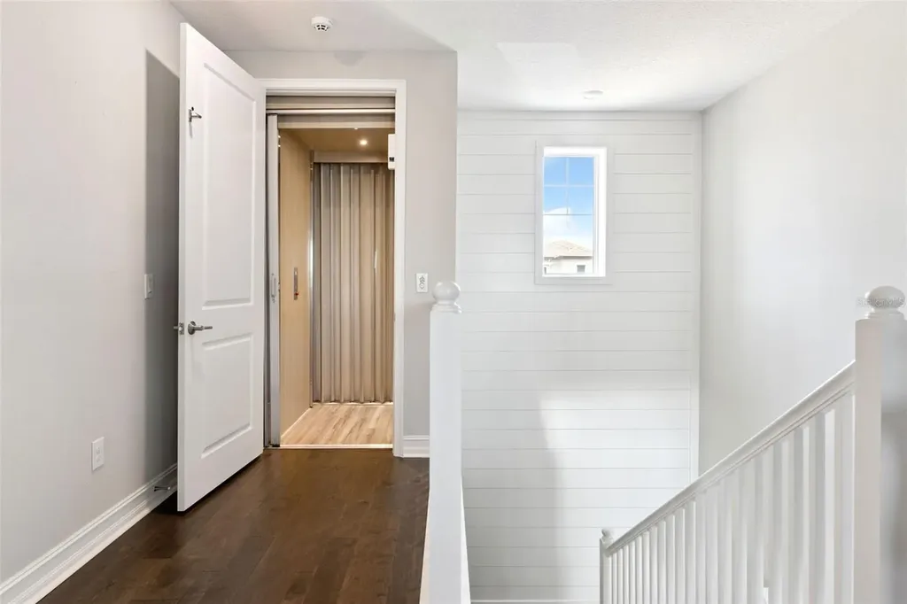 3028 Christophers Watch Lane Ruskin FL 33570