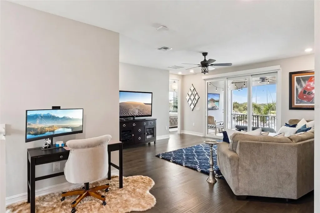 3028 Christophers Watch Lane Ruskin FL 33570