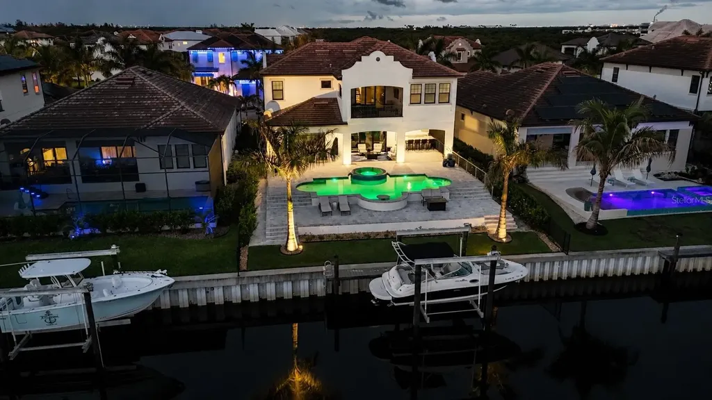 3028 Christophers Watch Lane Ruskin FL 33570
