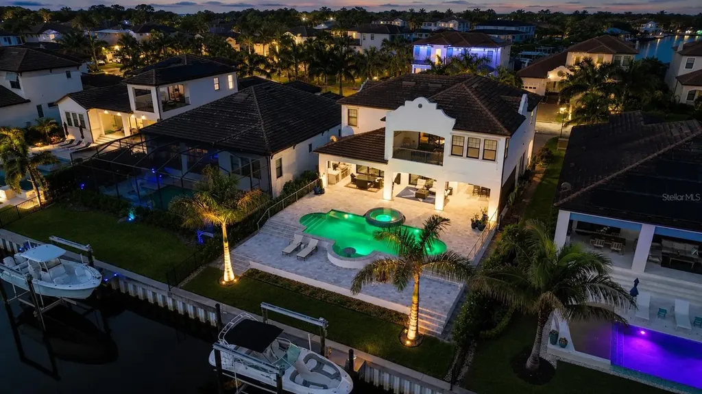 3028 Christophers Watch Lane Ruskin FL 33570