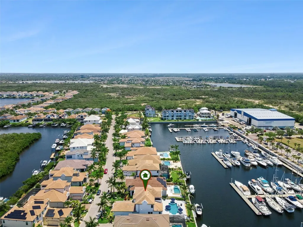 3028 Christophers Watch Lane Ruskin FL 33570