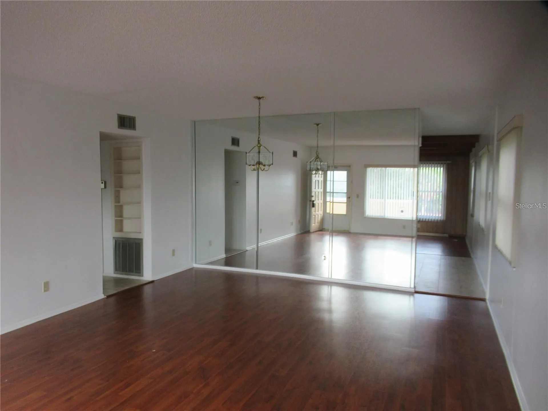 2286 Norwegian Clearwater FL 33763