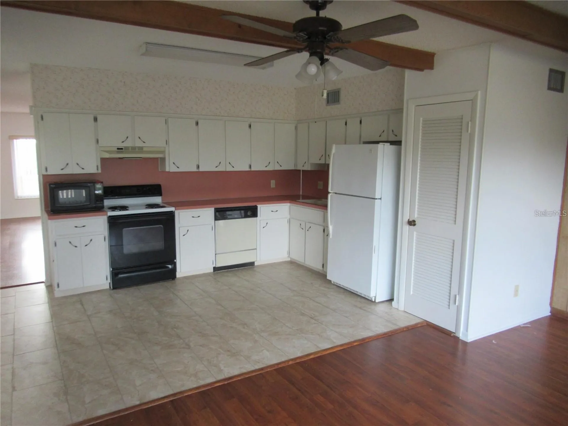 2286 Norwegian Clearwater FL 33763