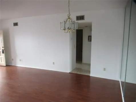 2286 Norwegian Clearwater FL 33763
