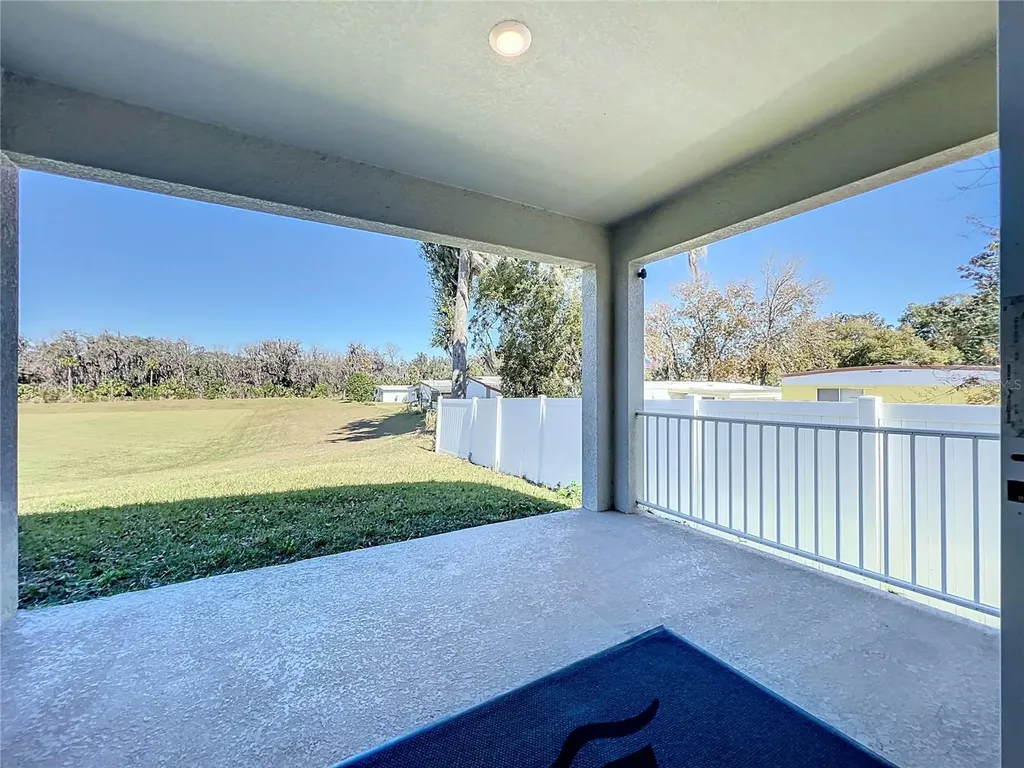 30380 Armenia Road Leesburg FL 34748