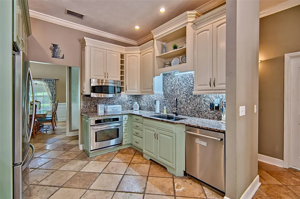 12208 SW 9th Avenue Newberry FL 32669