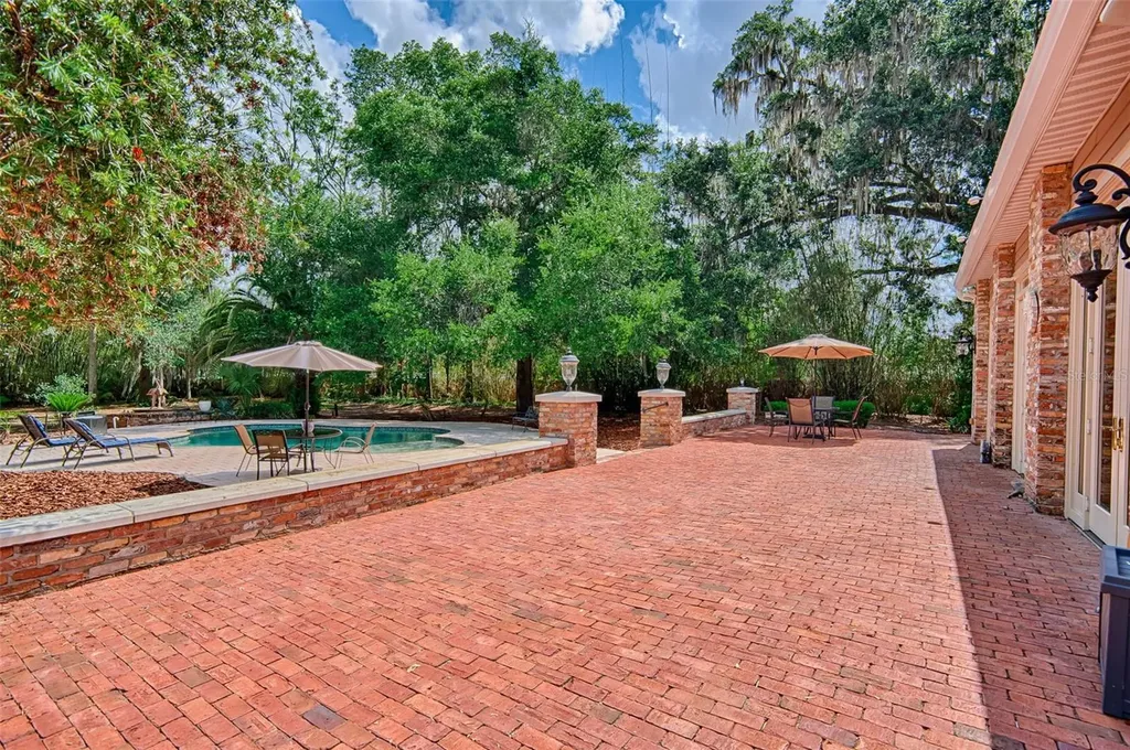 12208 SW 9th Avenue Newberry FL 32669