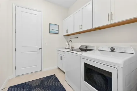 12529 Galapagos Court Venice FL 34293