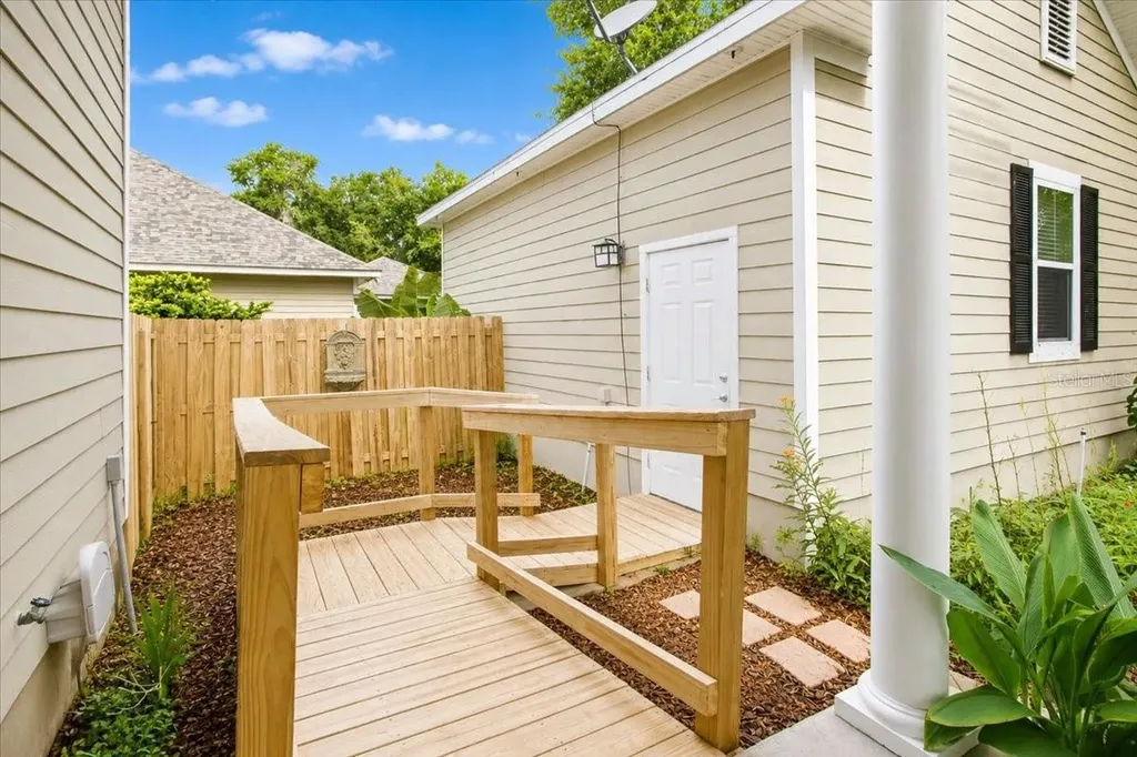 16704 NW 166th Road Alachua FL 32615