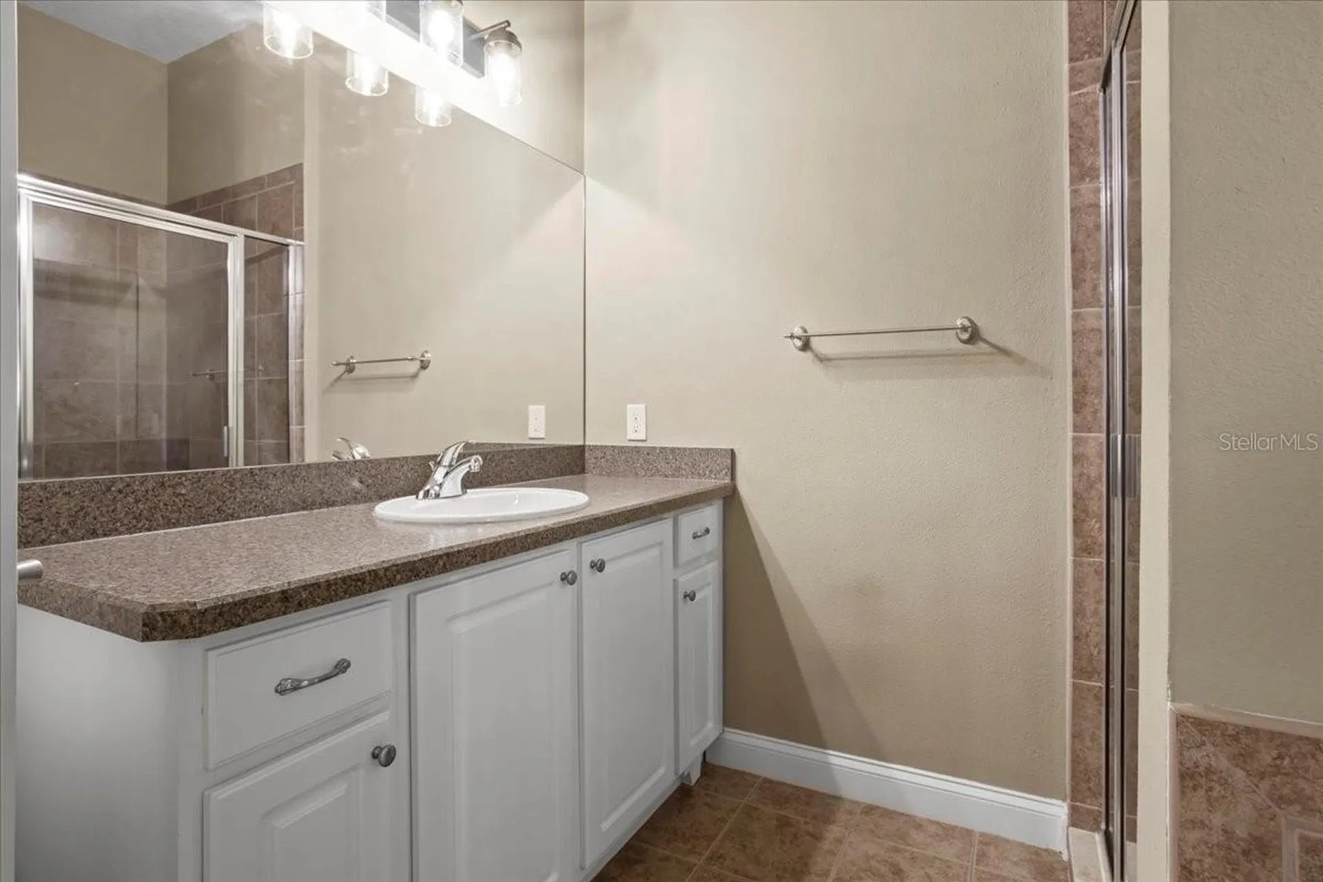 16704 NW 166th Road Alachua FL 32615