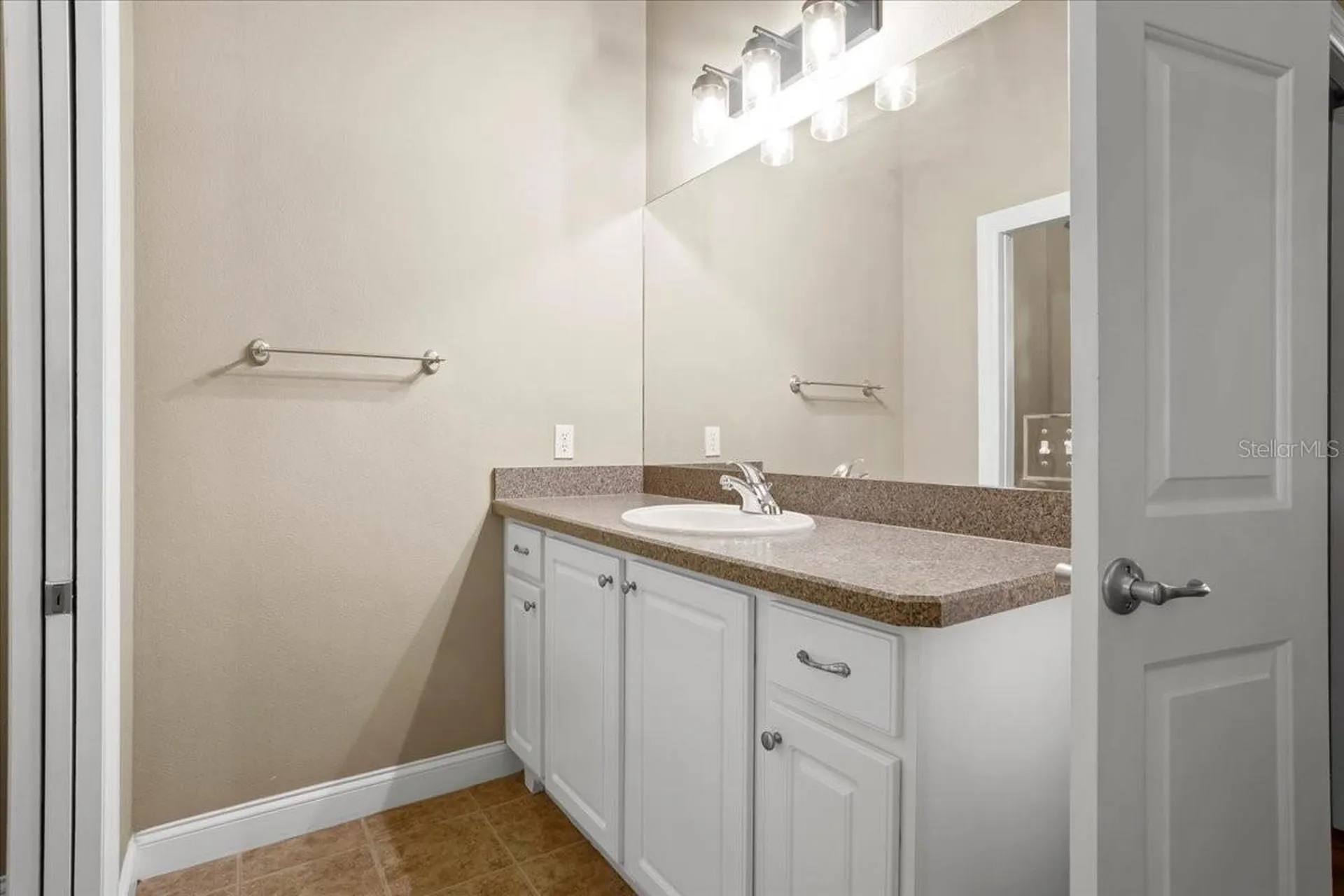 16704 NW 166th Road Alachua FL 32615