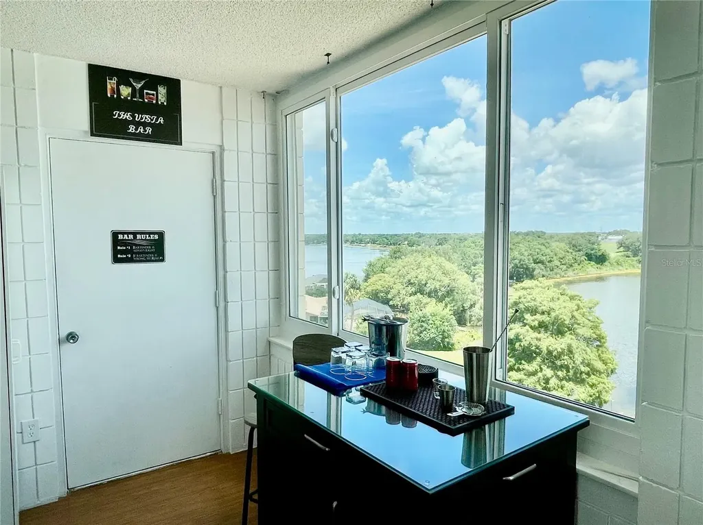 700 Mirror Terrace NW Winter Haven FL 33881