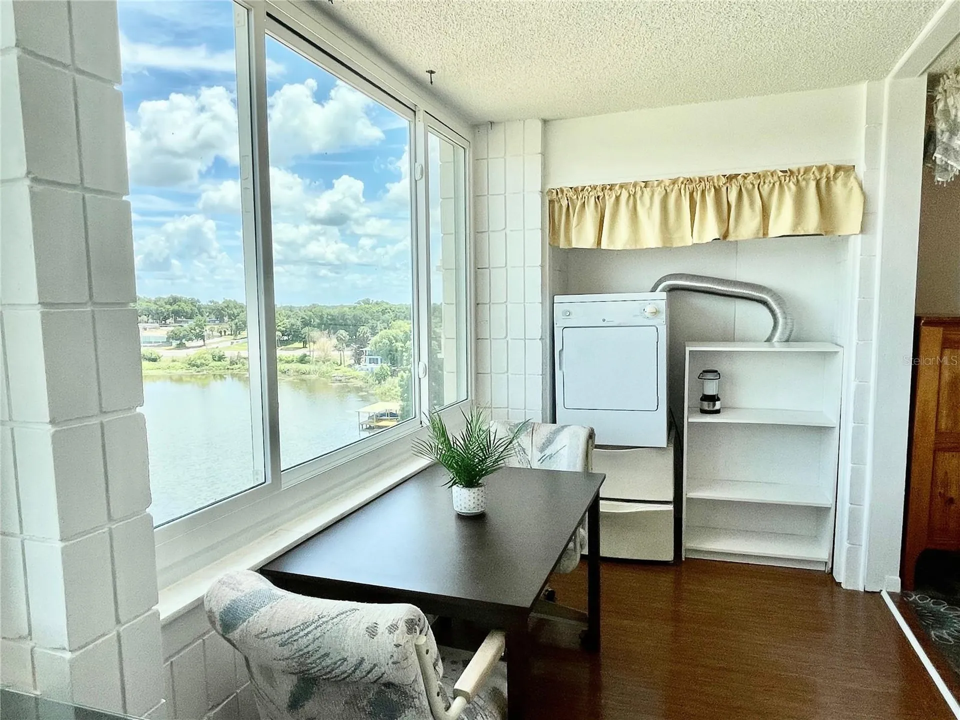 700 Mirror Terrace NW Winter Haven FL 33881