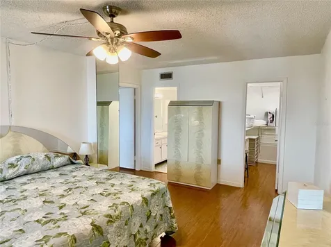 700 Mirror Terrace NW Winter Haven FL 33881