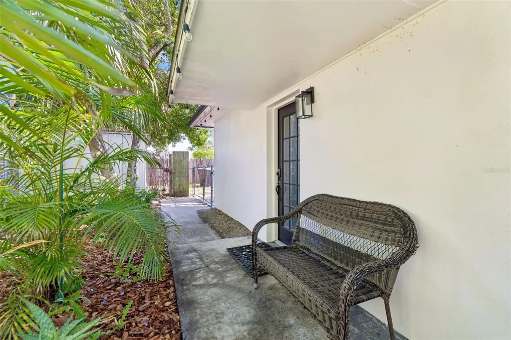 3737 Burlington Avenue N St Petersburg FL 33713