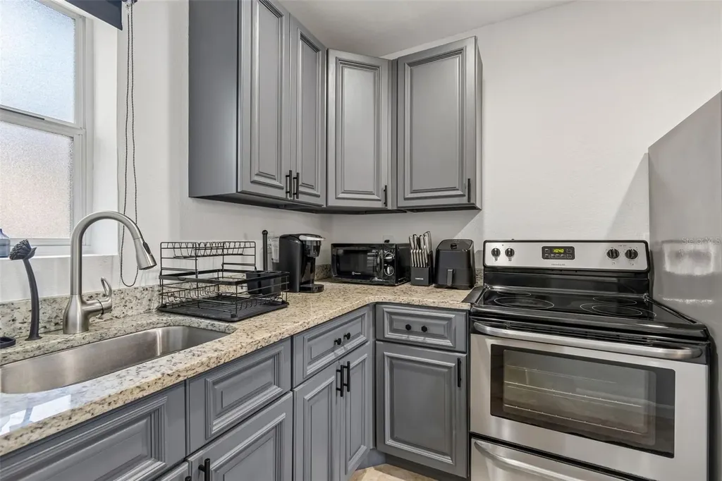 3737 Burlington Avenue N St Petersburg FL 33713