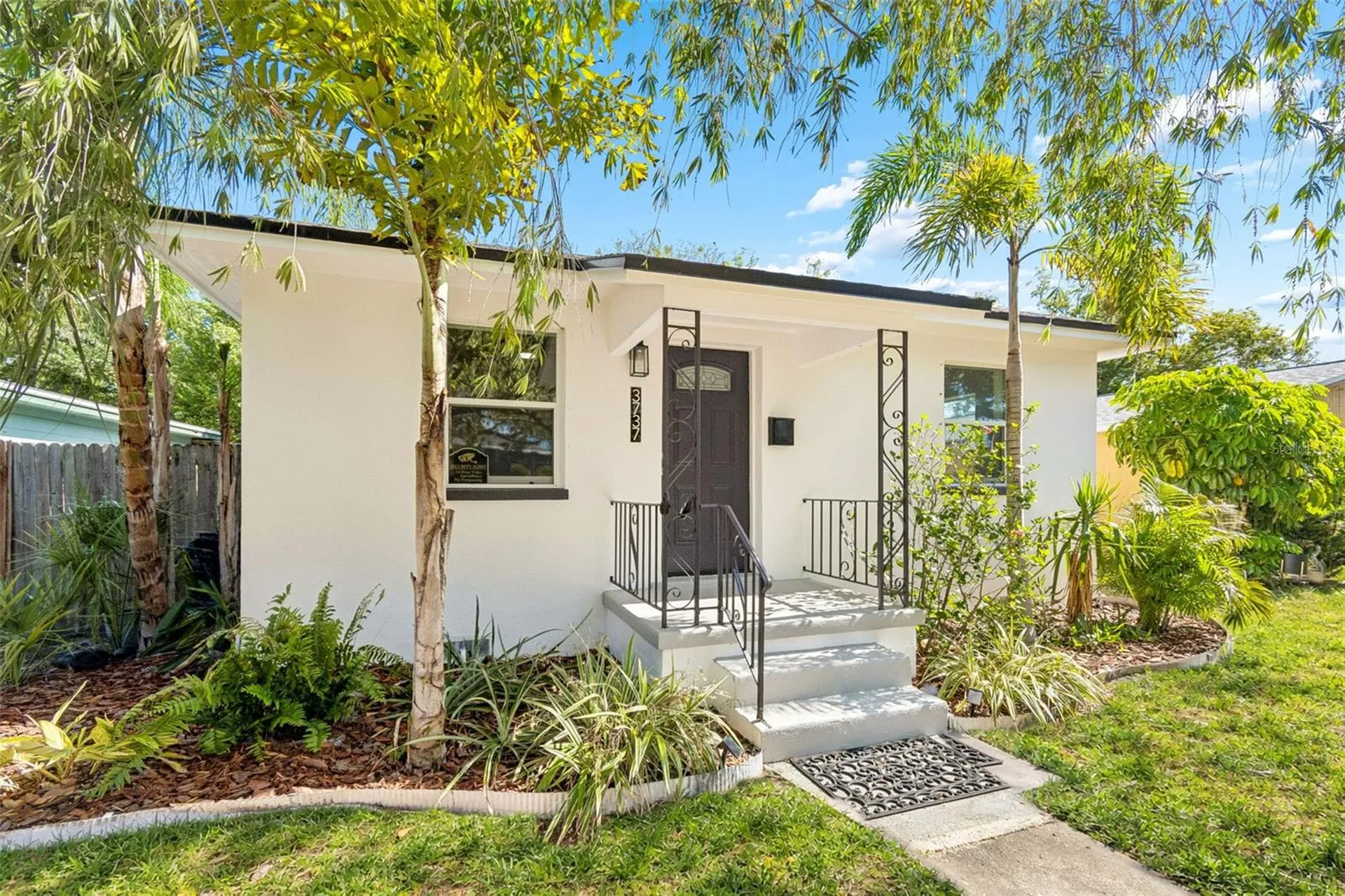 3737 Burlington Avenue N St Petersburg FL 33713