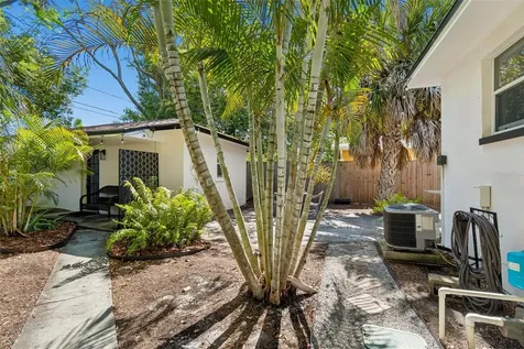 3737 Burlington Avenue N St Petersburg FL 33713