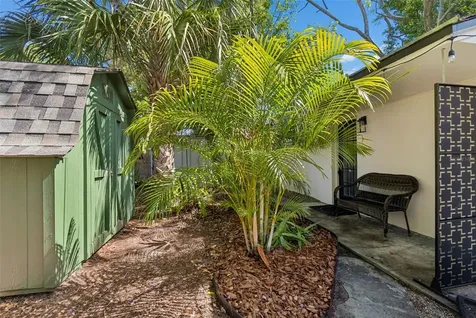 3737 Burlington Avenue N St Petersburg FL 33713