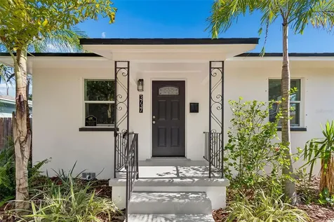 3737 Burlington Avenue N St Petersburg FL 33713