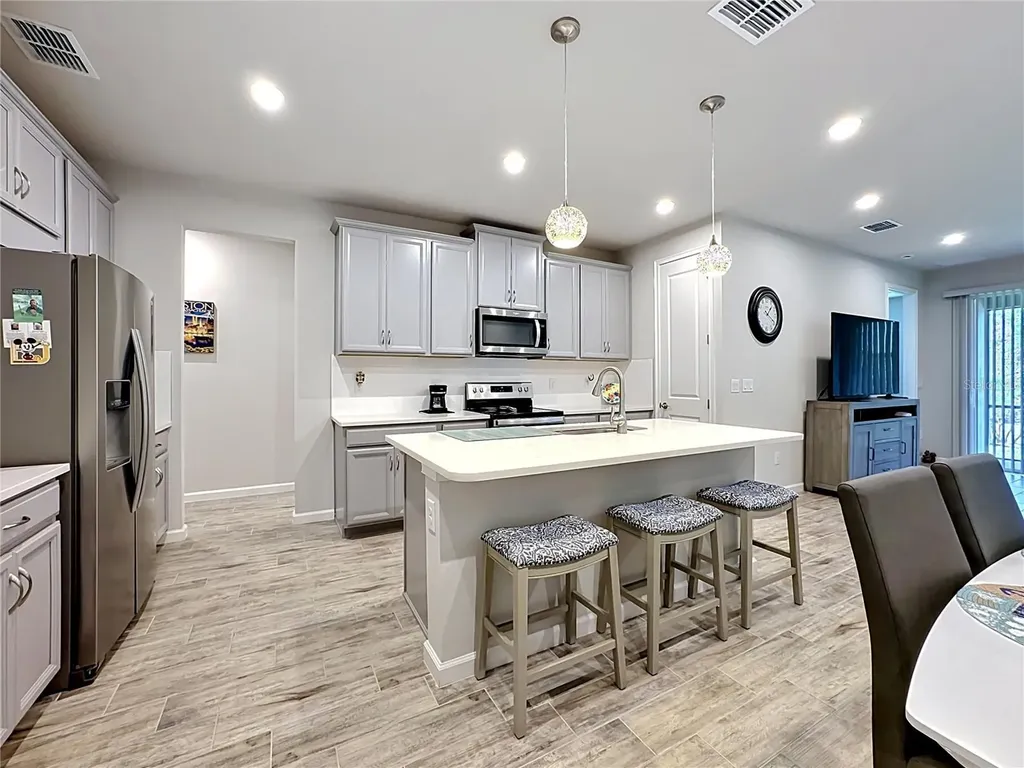 3775 Maxwell Park Drive Sun City Center FL 33573