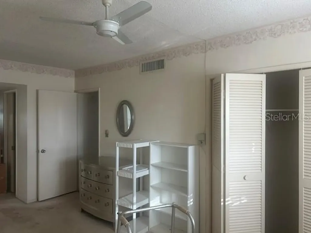 7461 W Country Club Drive N Sarasota FL 34243
