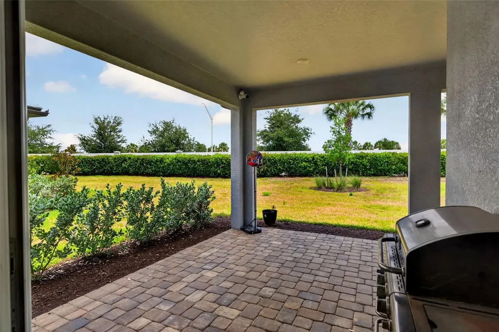 17510 Savory Mist Circle Bradenton FL 34211