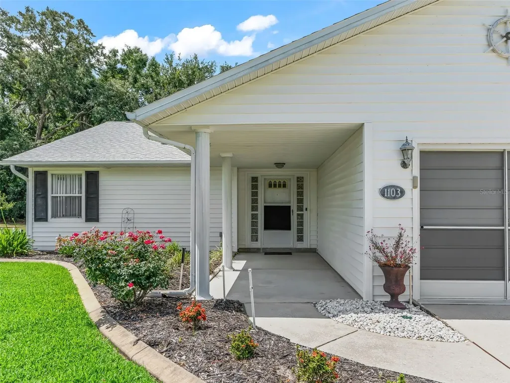 1103 Ben Hope Leesburg FL 34788
