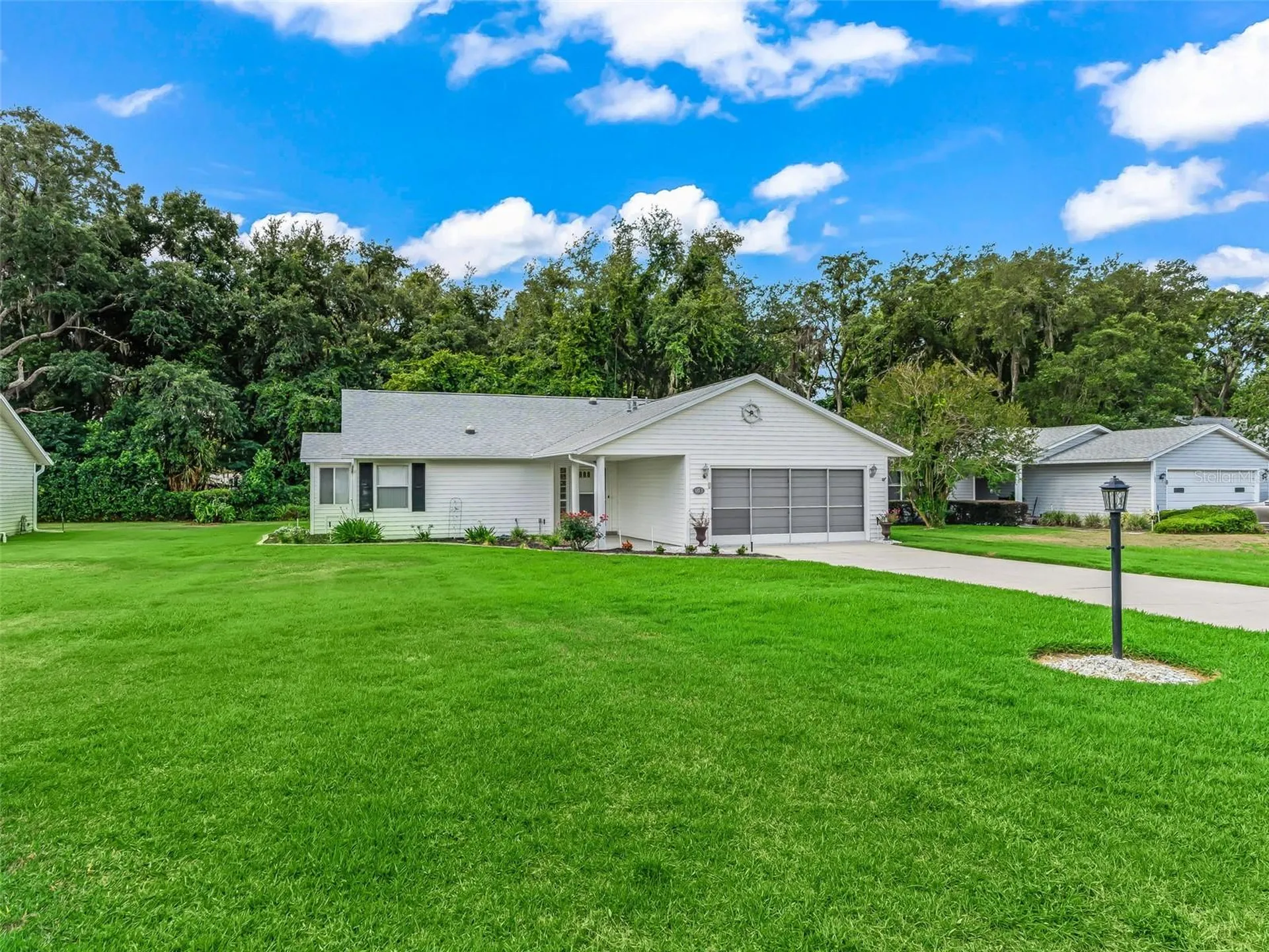 1103 Ben Hope Leesburg FL 34788