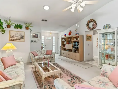 1103 Ben Hope Leesburg FL 34788