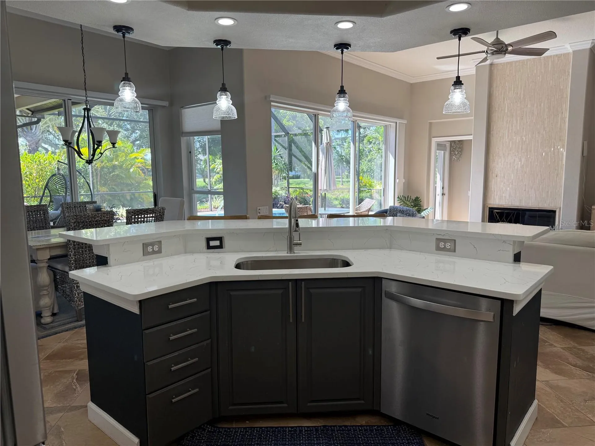 7117 Dornough Lane Bradenton FL 34202
