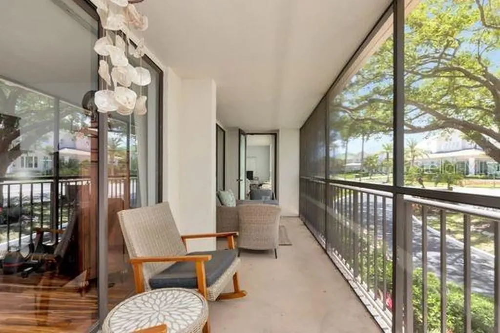220 Belleview Boulevard Belleair FL 33756