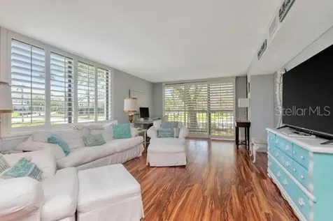 220 Belleview Boulevard Belleair FL 33756