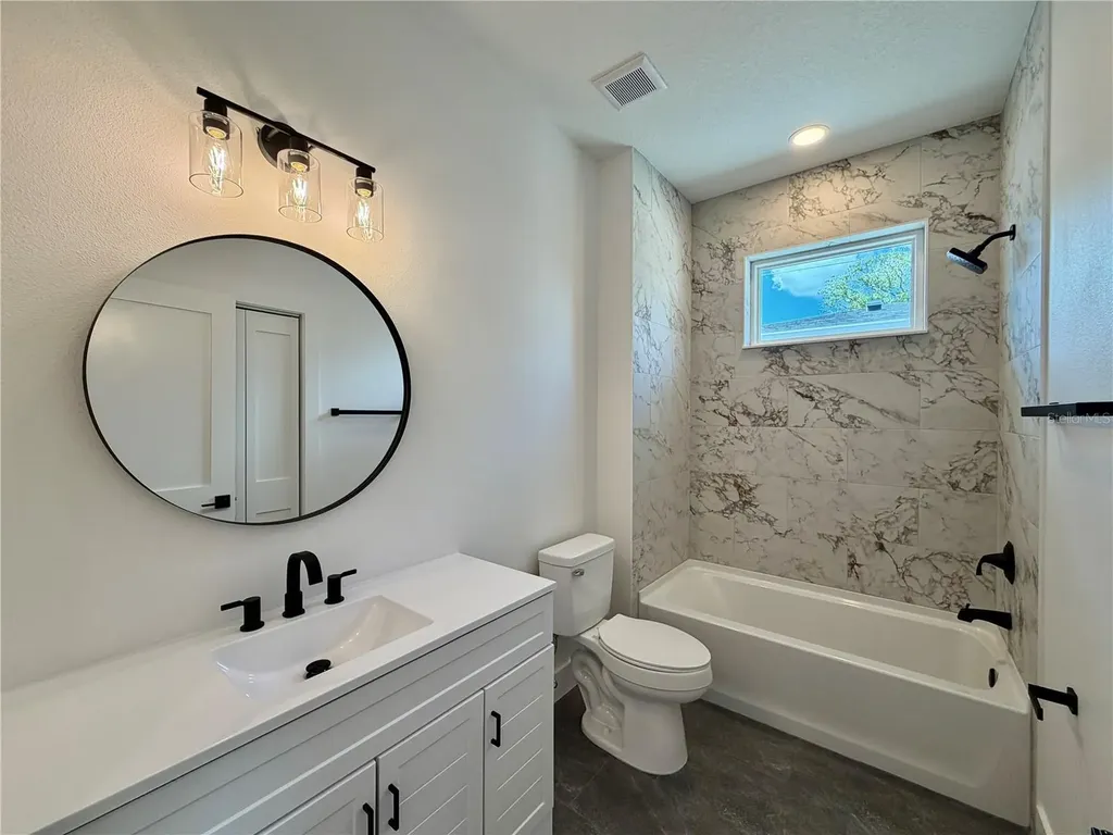 2848 30th Avenue N St Petersburg FL 33713