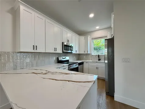 2848 30th Avenue N St Petersburg FL 33713