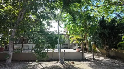 690 Los Naborias Street Vega Alta PR 00692