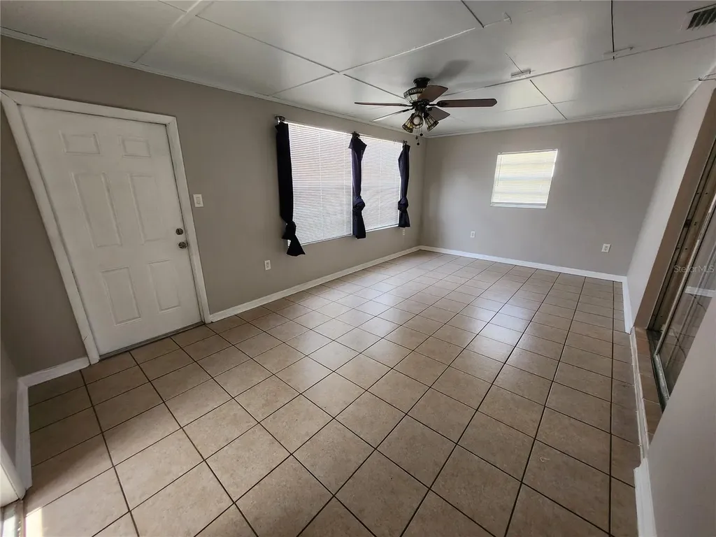 806 Walnut Drive Seffner FL 33584
