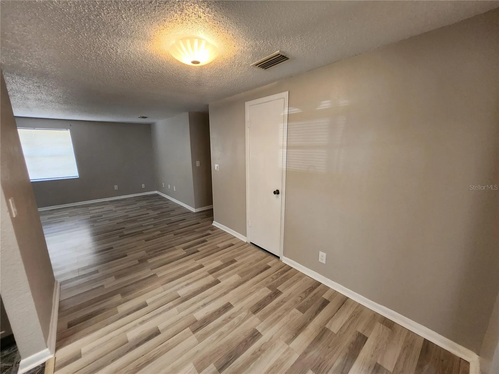 806 Walnut Drive Seffner FL 33584