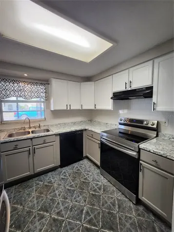 806 Walnut Drive Seffner FL 33584