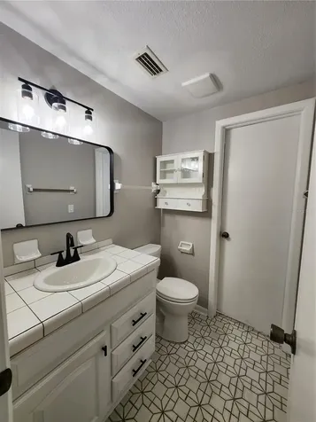 806 Walnut Drive Seffner FL 33584