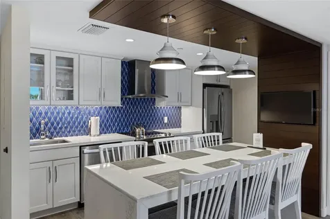 210 Sands Point Road Longboat Key FL 34228