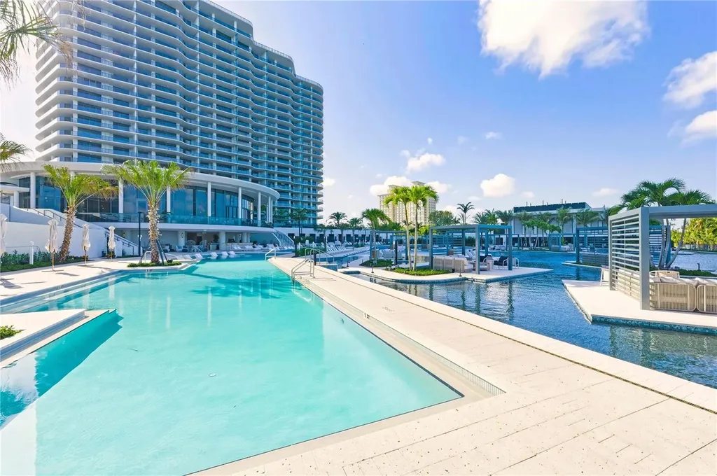 5100 Coconut Road Estero FL 34134