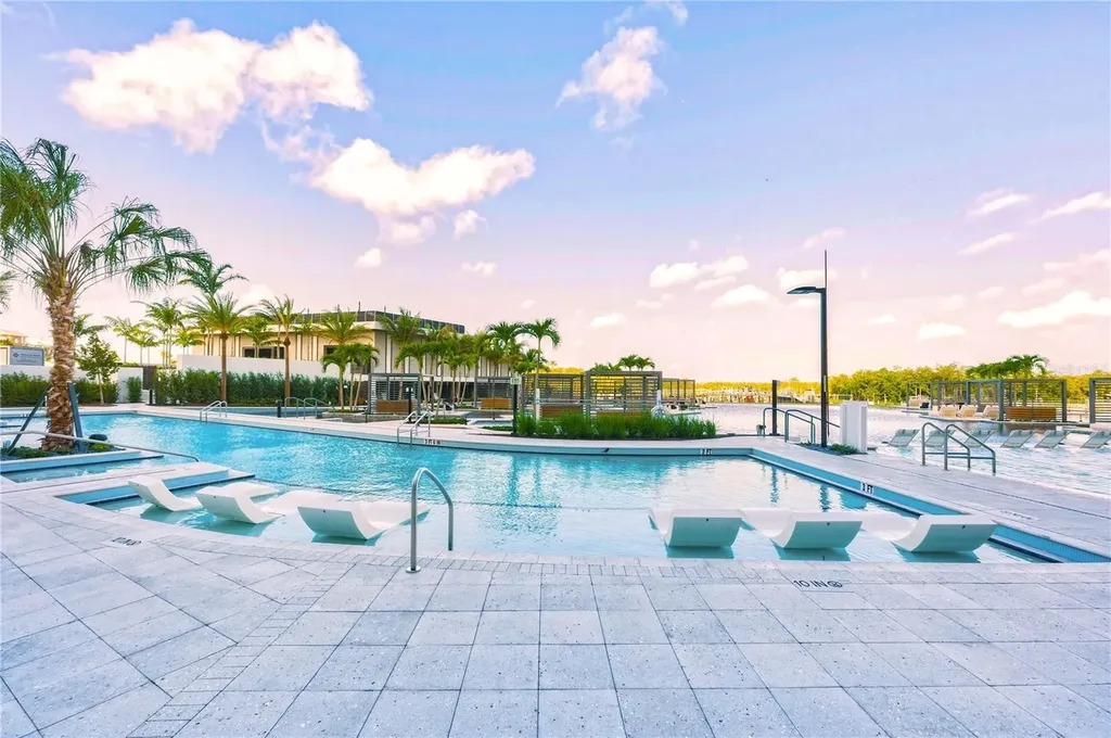 5100 Coconut Road Estero FL 34134
